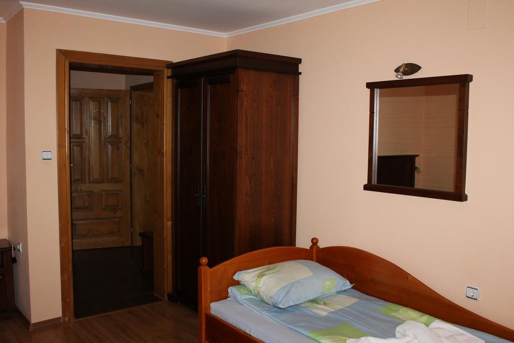 Guest House Maria Koprivchtitsa Extérieur photo