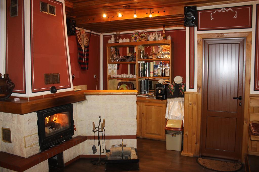 Guest House Maria Koprivchtitsa Extérieur photo